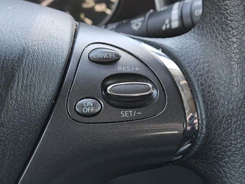 Used 2022 Nissan Murano S image 19