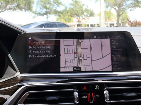 Used 2021 BMW X7 M50i AWD/4WD image 61