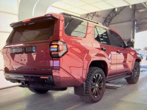 Used 2025 Toyota 4Runner Platinum AWD/4WD image 3