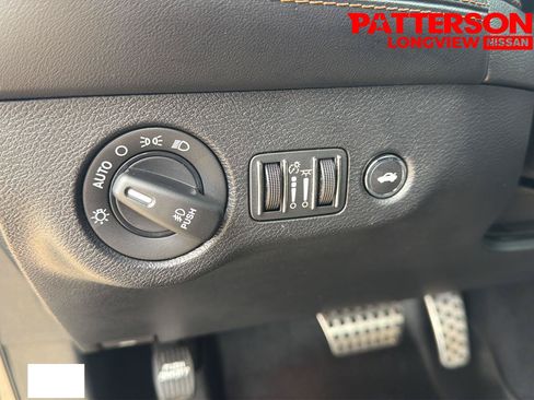 Used 2020 Dodge Challenger R/T Scat Pack RWD image 12