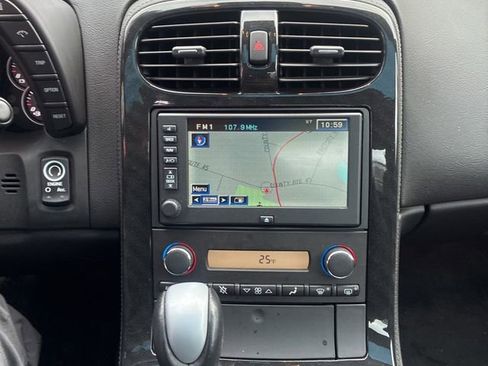 Used 2013 Chevrolet Corvette Coupe w/ 2LT Preferred Equipment Group image 16