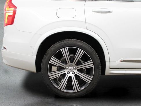 Certified 2024 Volvo XC90 B6 Plus w/ Protection Package Premier AWD/4WD image 12