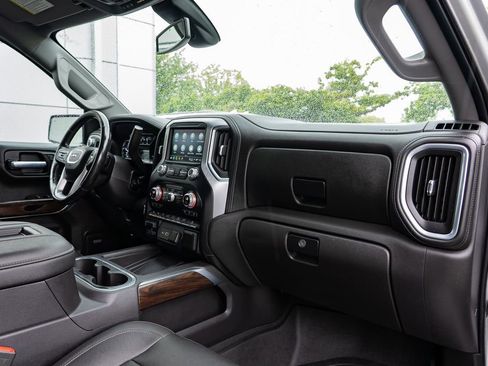 Used 2021 GMC Sierra 1500 SLT w/ SLT Premium Plus Package AWD/4WD image 29