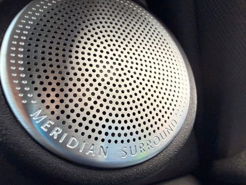 Used 2022 Land Rover Range Rover Evoque R-Dynamic SE image 31