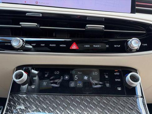 New 2026 Genesis GV70 3.5T Sport Prestige AWD/4WD image 19