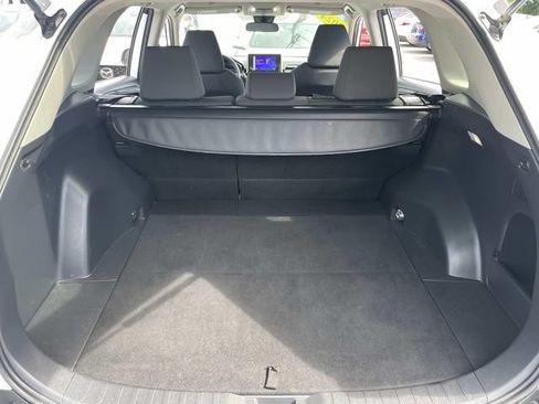 Used 2024 Toyota RAV4 XLE FWD image 9