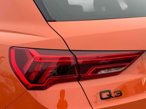 Used 2025 Audi Q3 2.0T Premium w/ Convenience Package image 11