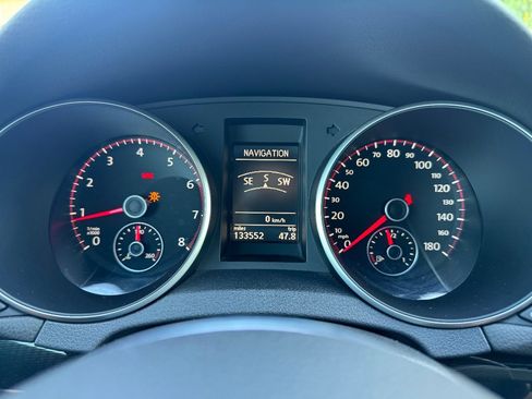 Used 2012 Volkswagen Golf 2-Door image 16