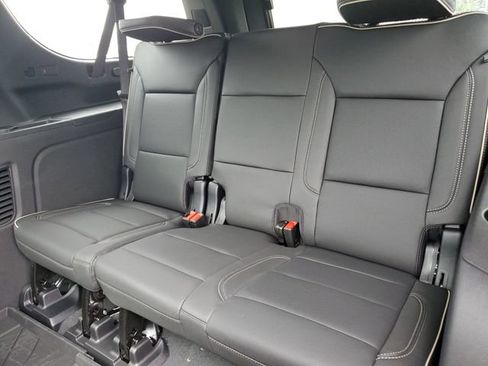 New 2026 Chevrolet Suburban Premier w/ Sun And Tow Package AWD/4WD image 12