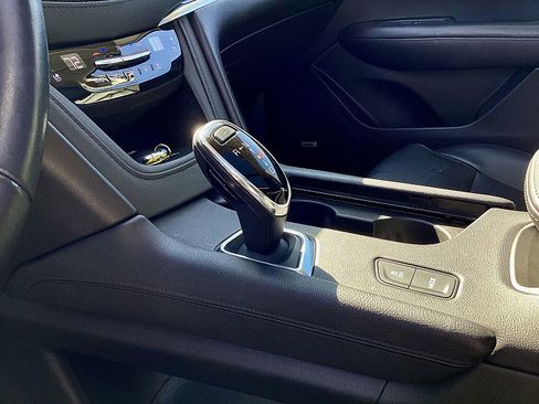 Used 2019 Cadillac XT5 Premium Luxury image 15