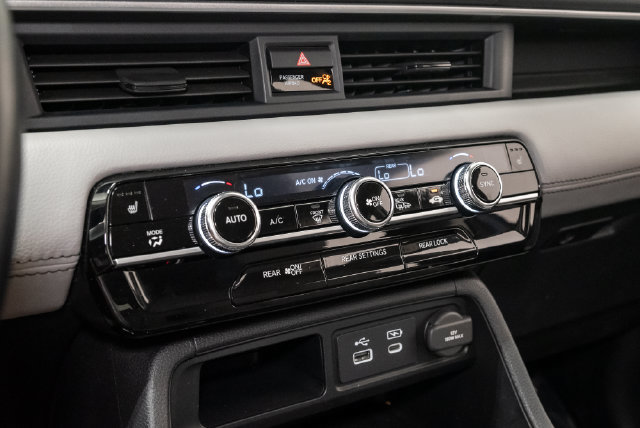 Used 2025 Honda Pilot EX-L image 19