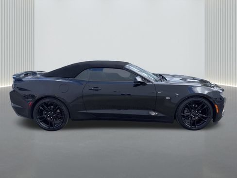 Used 2020 Chevrolet Camaro LT w/ RS Package image 11
