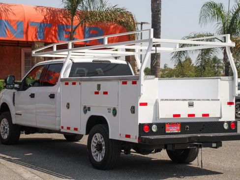 Used 2019 Ford F350 XLT image 7