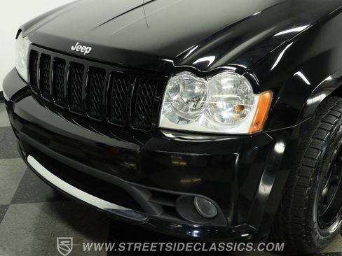 Used 2006 Jeep Grand Cherokee SRT8 w/ SRT Option Group I image 18