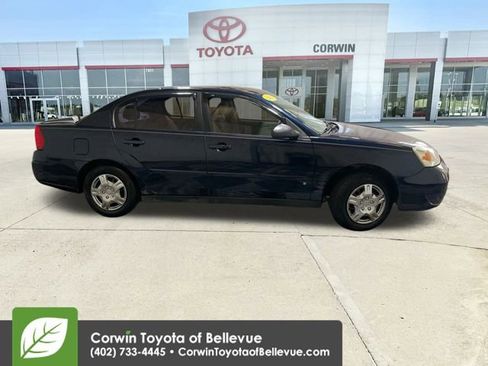 Used 2006 Chevrolet Malibu LS image 9