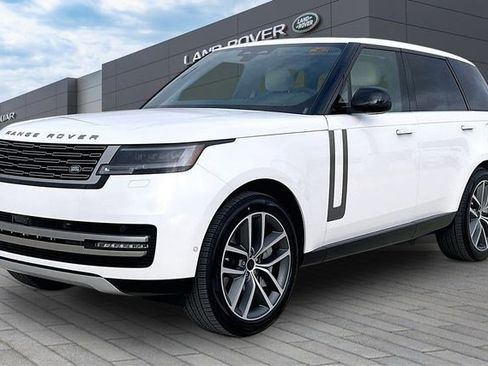 New 2026 Land Rover Range Rover SE image 1