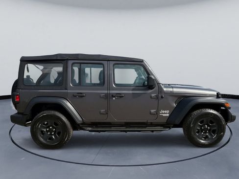 Used 2018 Jeep Wrangler Unlimited Sport AWD/4WD image 1