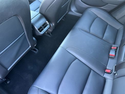 Used 2018 Tesla Model 3 image 12