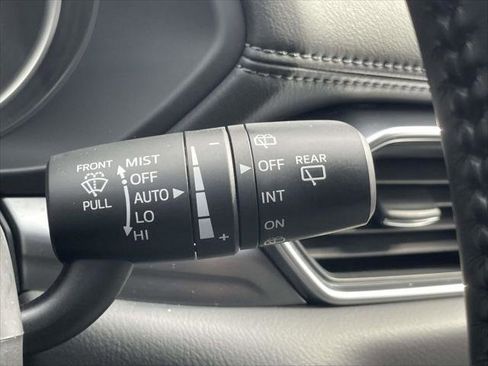 Used 2021 MAZDA CX-5 Touring image 23