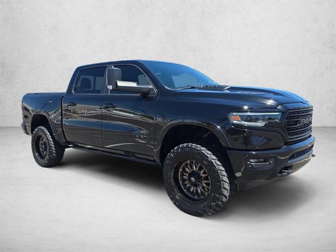 Used 2024 RAM 1500 Limited AWD/4WD image 3