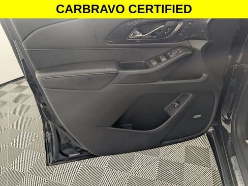 Certified 2023 Chevrolet Traverse High Country FWD image 10