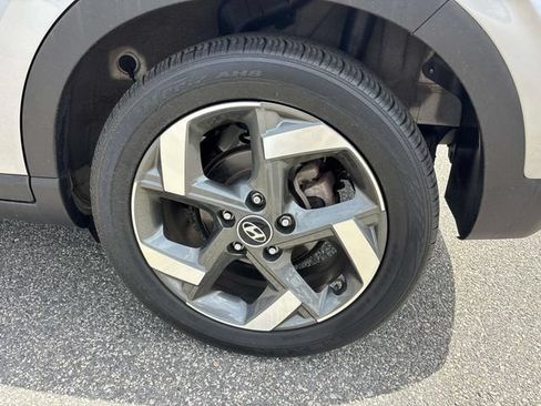 Certified 2023 Hyundai Venue SEL w/ Cargo Package FWD image 8