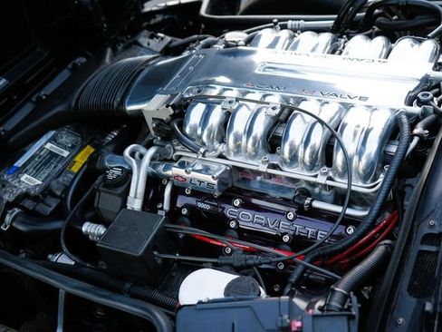 Used 1992 Chevrolet Corvette ZR-1 RWD image 89