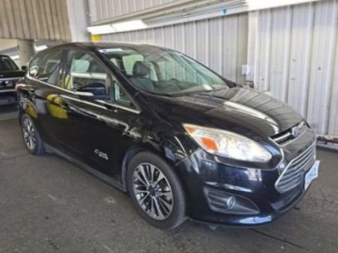 Used 2017 Ford C-MAX Energi Titanium FWD image 1