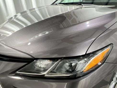 Used 2022 Toyota Camry LE image 13