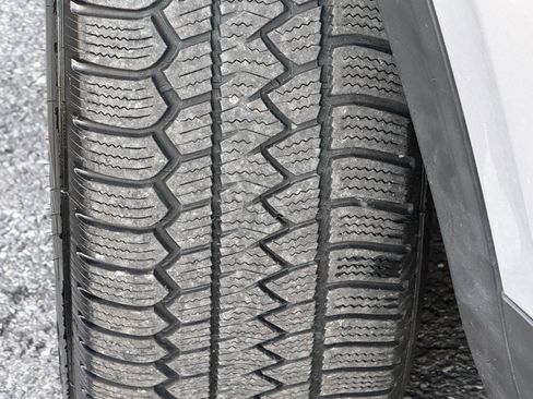 Used 2018 Volkswagen Atlas SE image 32