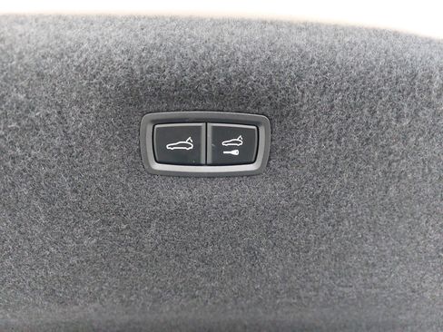 Used 2023 Porsche Taycan w/ Premium Package image 15