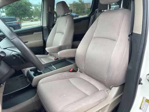 Used 2018 Honda Odyssey EX image 22