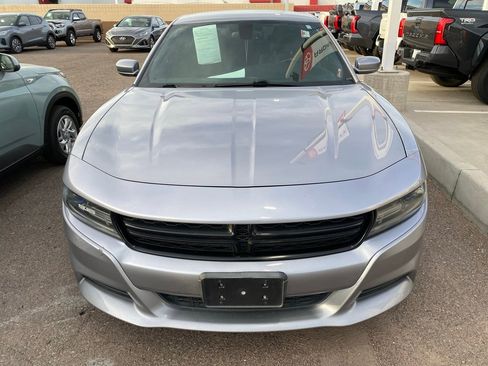 Used 2015 Dodge Charger SXT image 5