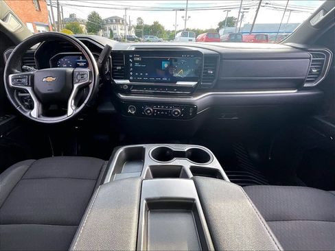 Used 2023 Chevrolet Silverado 1500 LT AWD/4WD image 21