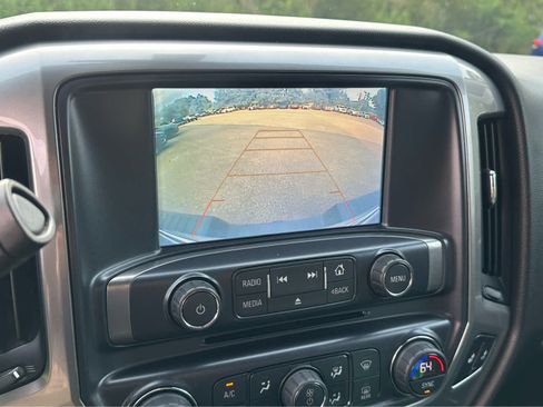 Used 2018 Chevrolet Silverado 1500 LT w/ All Star Edition AWD/4WD image 15