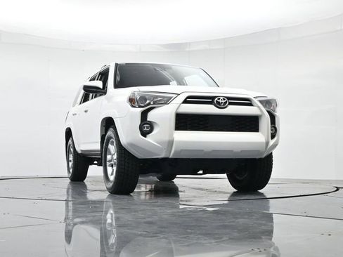 Used 2024 Toyota 4Runner SR5 image 36