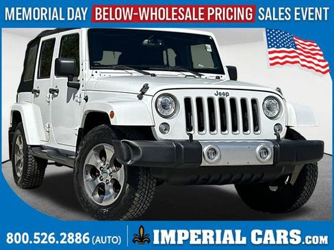 Used 2017 Jeep Wrangler Unlimited Sahara w/ Connectivity Group AWD/4WD image 1