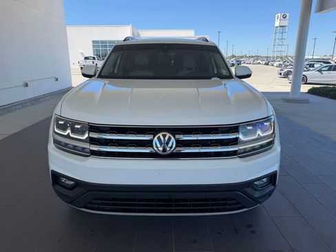 Used 2020 Volkswagen Atlas SE w/ Panoramic Sunroof Package image 3