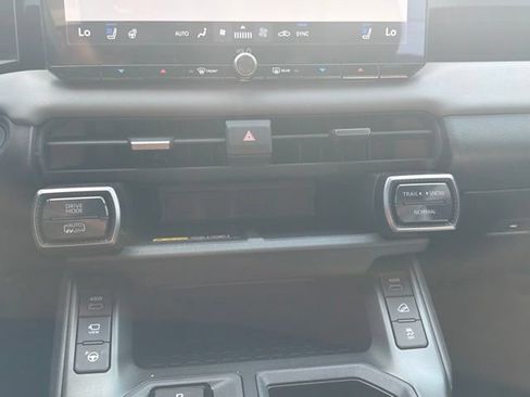 Used 2026 Toyota RAV4 XSE w/ Panoramic Sun Roof Package AWD/4WD image 14