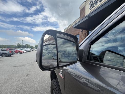 Used 2022 RAM 3500 Tradesman w/ Snow Chief Group AWD/4WD image 38
