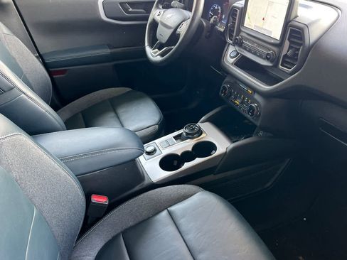 Used 2023 Ford Bronco Sport Outer Banks w/ Tech Package AWD/4WD image 18
