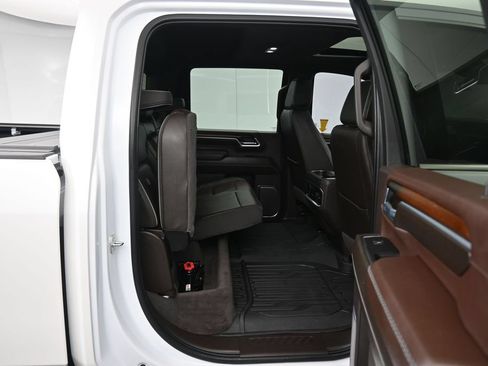 Used 2024 GMC Sierra 2500 Denali w/ Denali Reserve Package AWD/4WD image 49