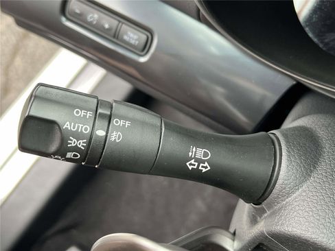 Certified 2023 Nissan Maxima SR w/ Sport Mat Group image 31