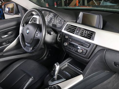 Used 2013 BMW 328i Sedan RWD image 32
