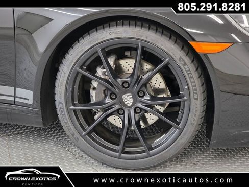 Used 2018 Porsche 911 Carrera T w/ Carrera T Interior Package RWD image 9