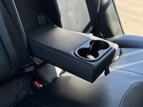 Used 2021 Toyota Prius Prime XLE w/ Carpet Mat Package (TMS) FWD image 20