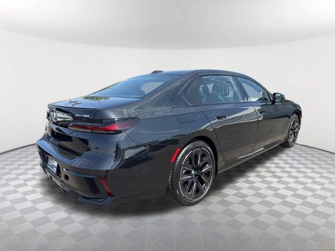 New 2026 BMW i7 xDrive60 AWD/4WD image 4