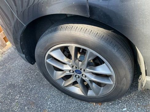 Used 2016 Ford Edge Titanium w/ Equipment Group 302A image 10