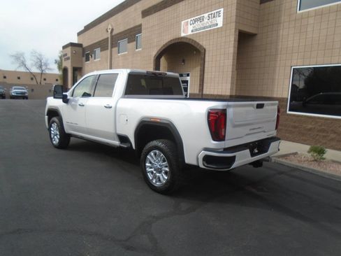 Used 2021 GMC Sierra 2500 Denali w/ Denali Ultimate Package image 11
