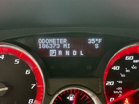 Used 2012 GMC Acadia Denali image 13